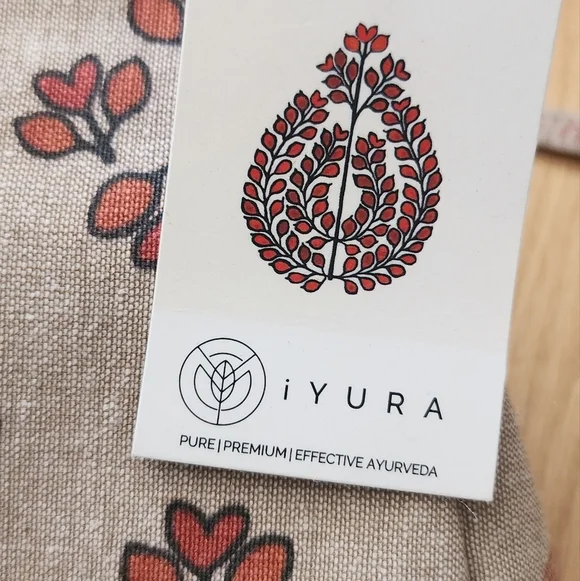 Iyura small clutch hand purse New - Picture 8 of 8